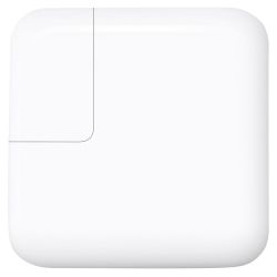 С USB-C Power Adapter 30W на Apple можеш да заредиш лесно и бързо устройството си в офиса, у дома или когато си на почивка!