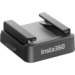 Създаден специално за закрепване към горната част на екшън камера Insta360 ONE RS, позволява интегрирането на микрофон или осветление!